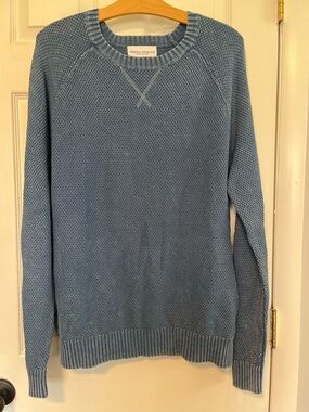 Men's Lightweight Crewneck Sweater in Dusty Blue: 100% cotton
